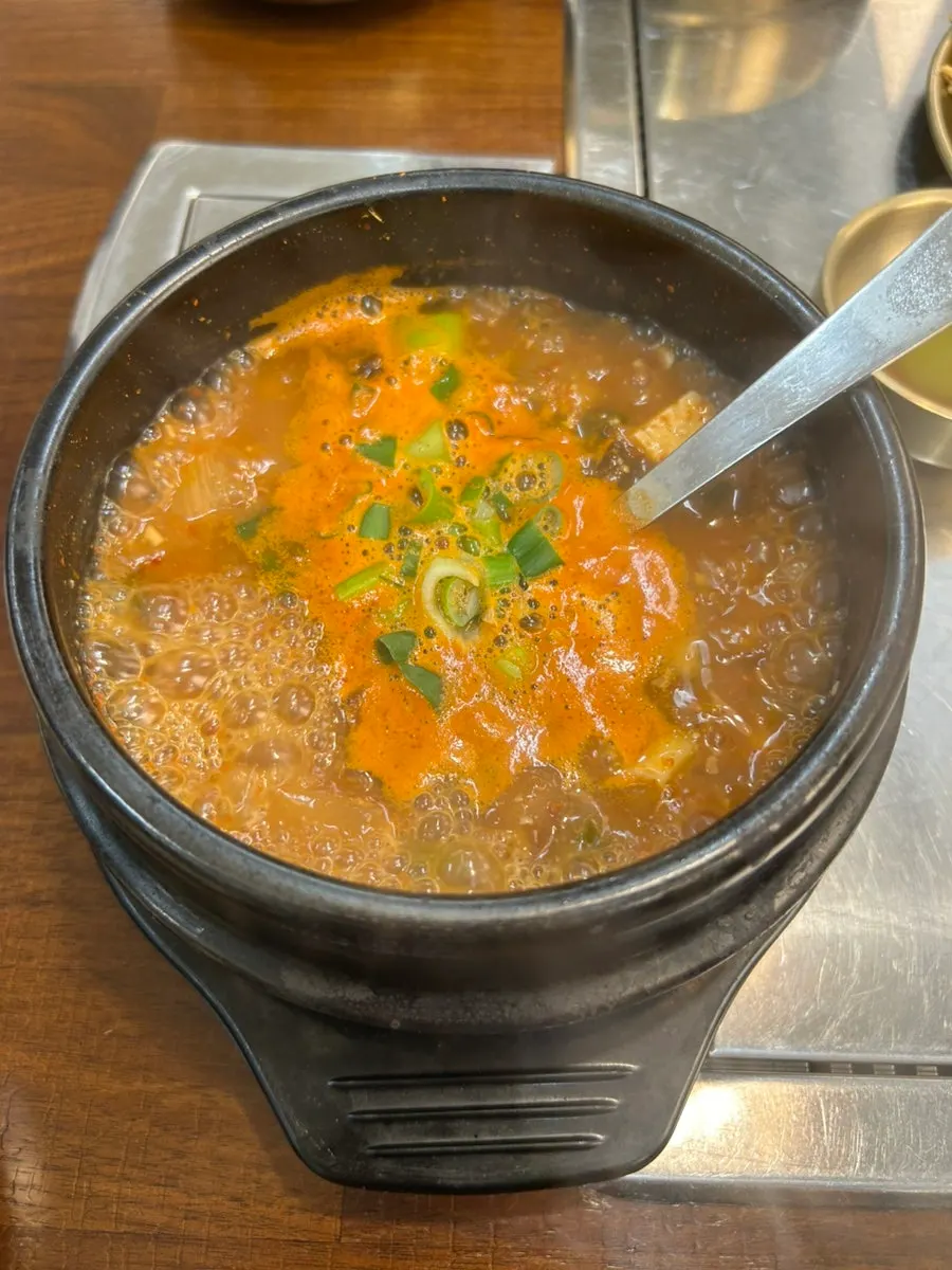 표고버섯이 들어간 화담가 된장찌개