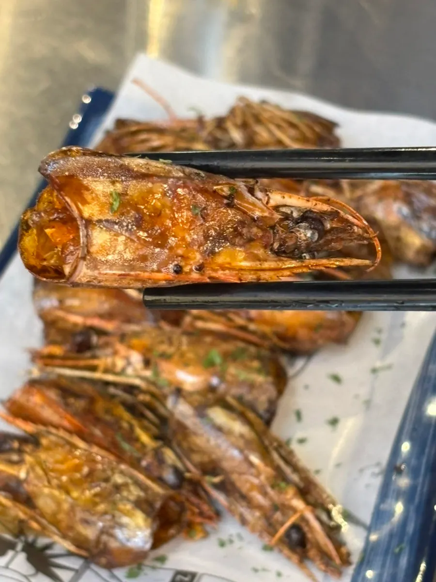 Shrimp head fried crisp in butter