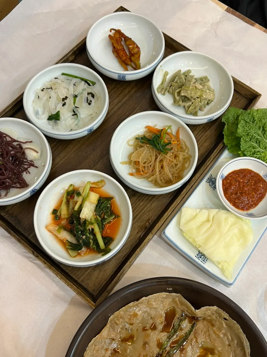 Charcoal-grilled bulgogi with smoky flavor