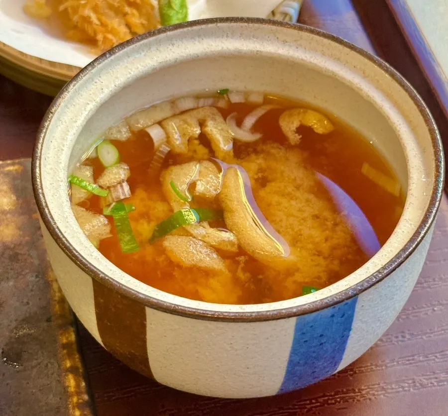 Braised eel and radish side dish