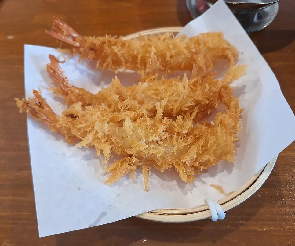 Crispy fried handmade shrimp tempura
