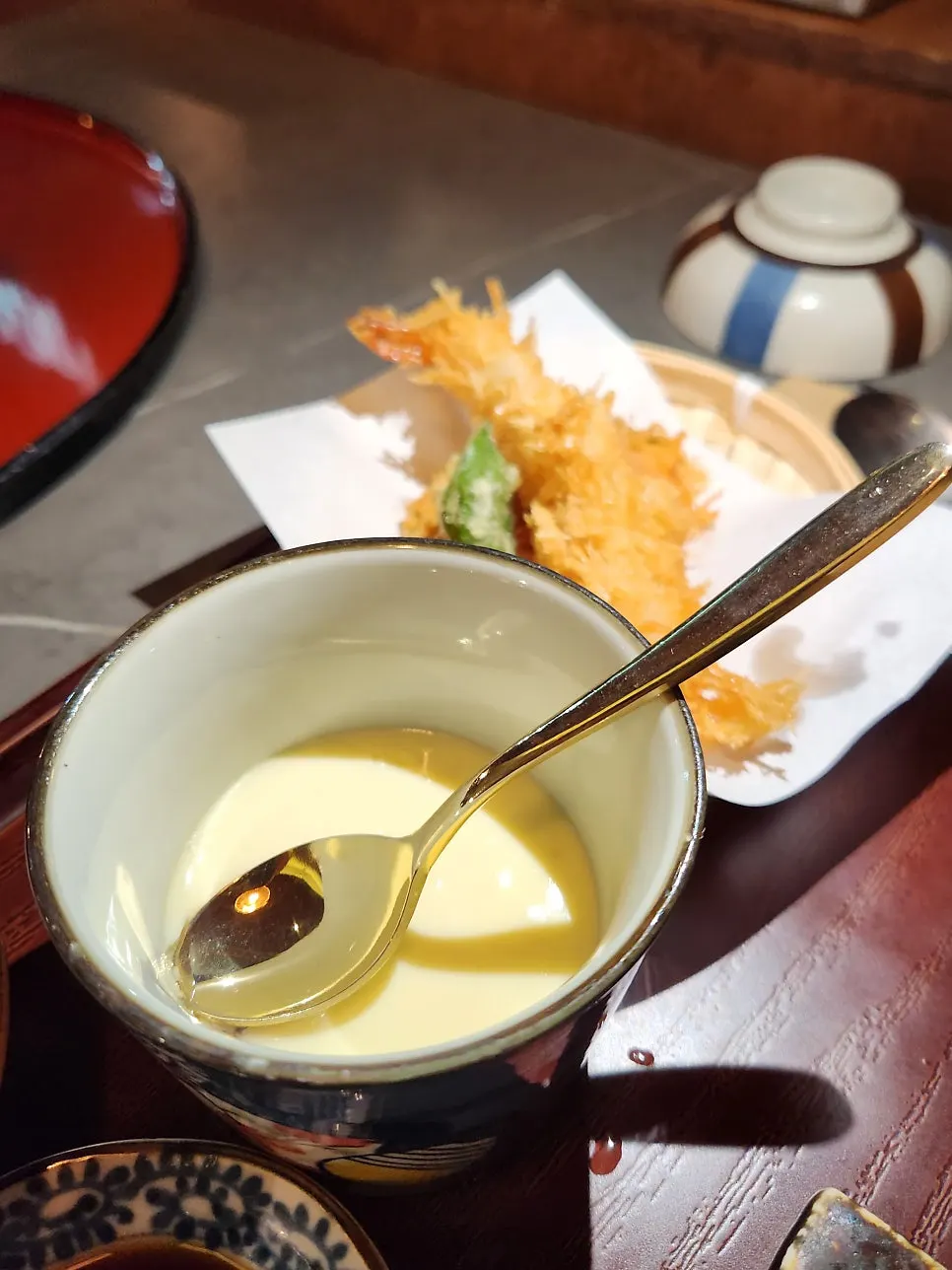 Sushi set side dishes