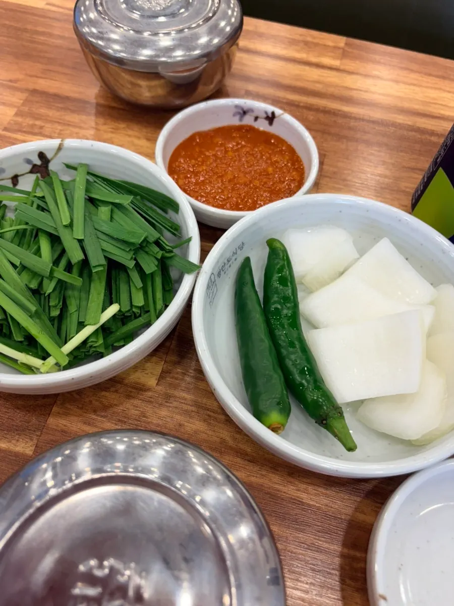 Entrance of Pyeongando Restaurant Hwajeong Branch