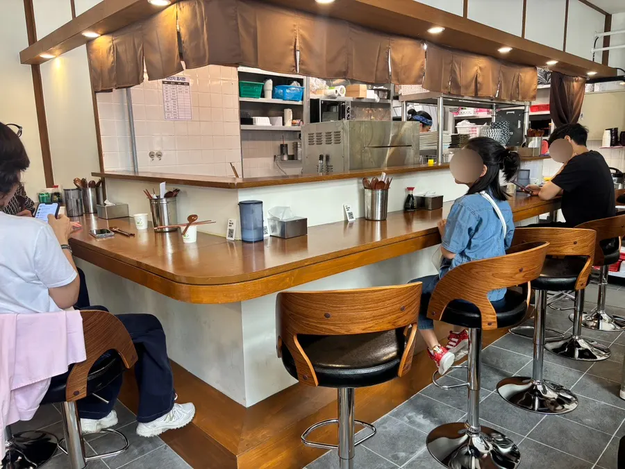 Interior of Min Cook Misoyaki