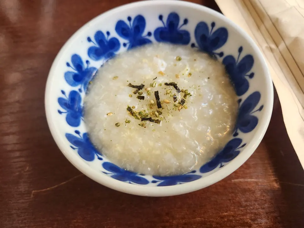 민쿡다시마 정식과 초밥 메뉴판