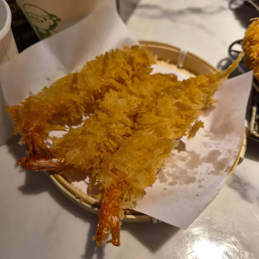 Plate of handmade fried shrimp, 3 pieces