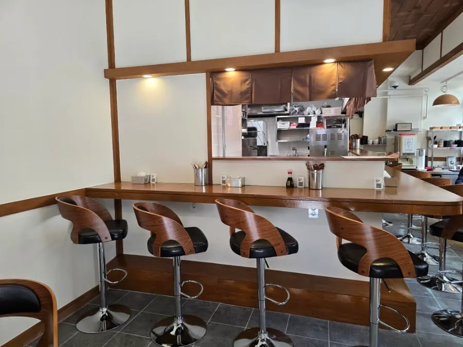 Seating layout at Min Cook Misoyaki
