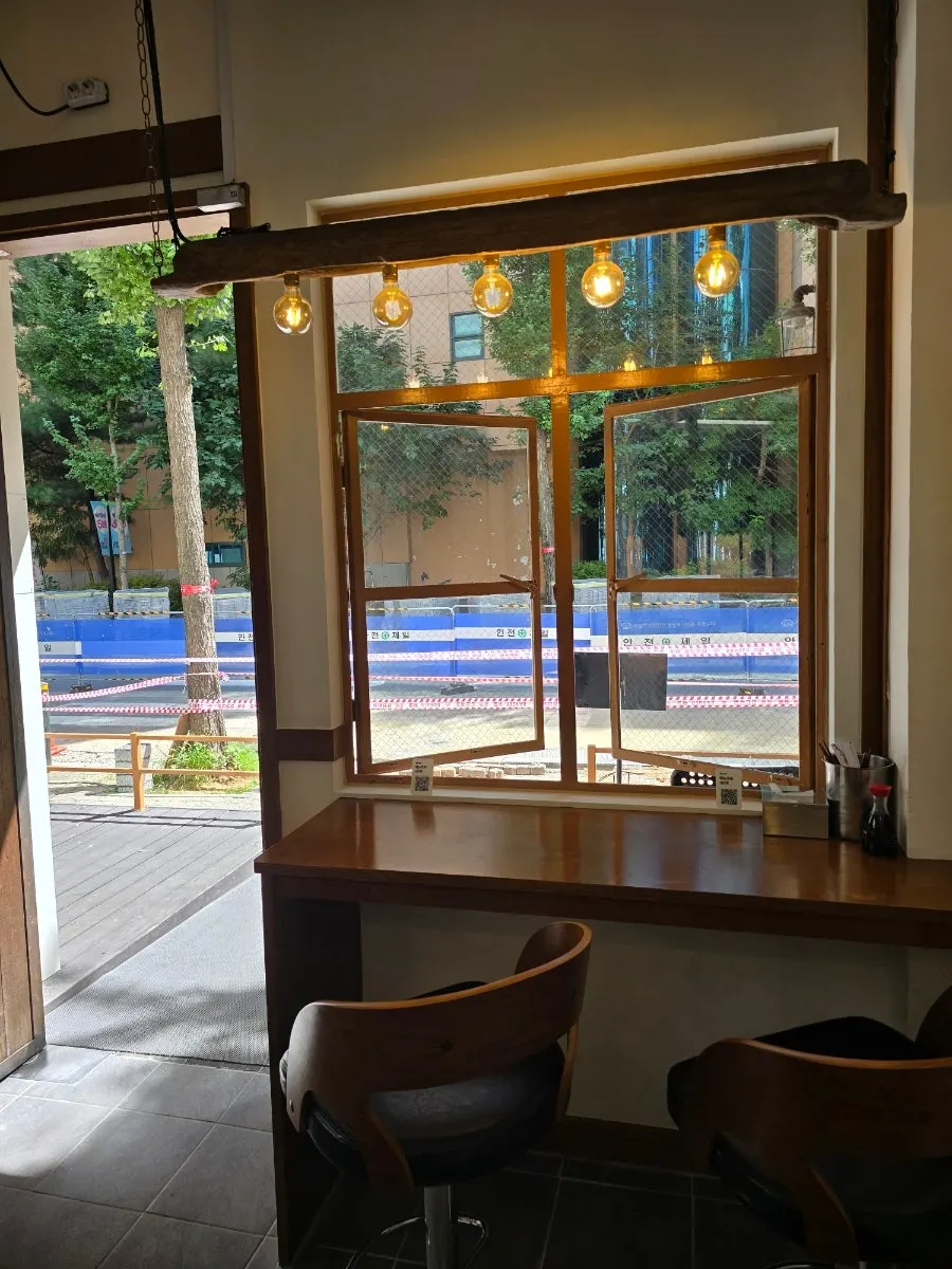 Interior view of the pleasant, comfortable dining space