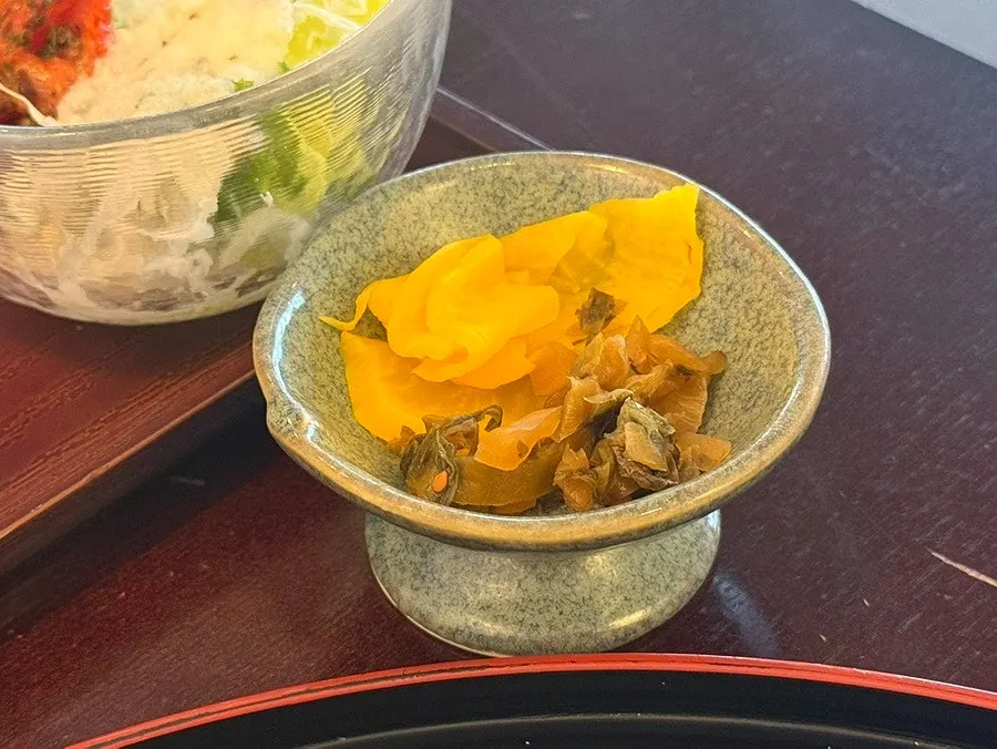 Side plate of fried items at Min Cook Dasima