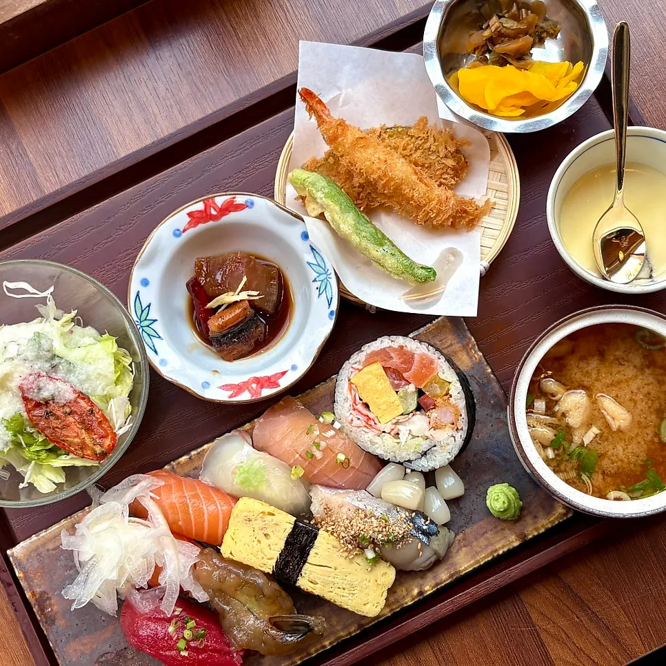 민쿡다시마 초밥정식 마무리 컷