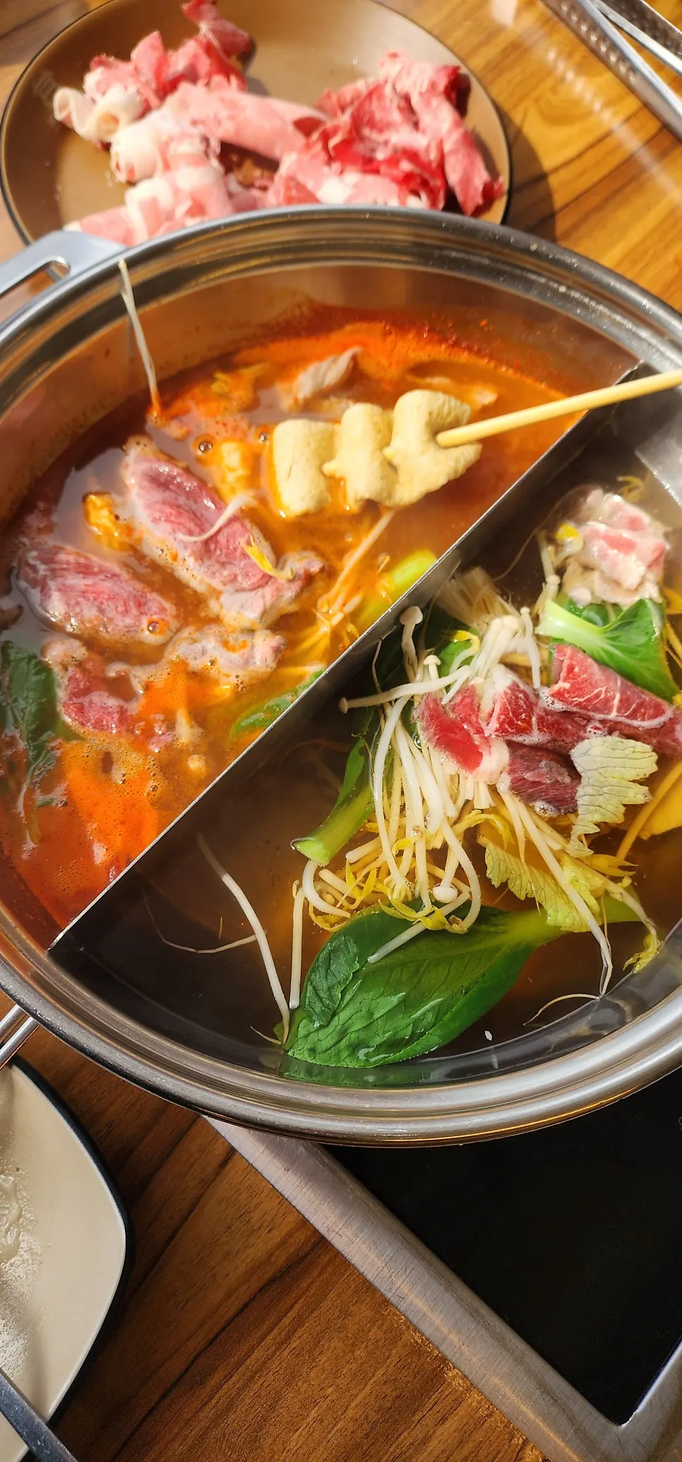 편백회관 일산화정점 편백찜과 월남쌈 상차림