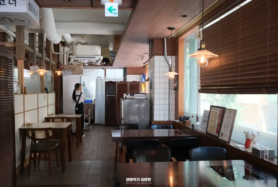 Sushi and Japanese set-meal menu