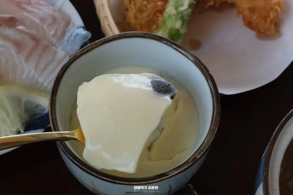 Sushi with thick-cut fish