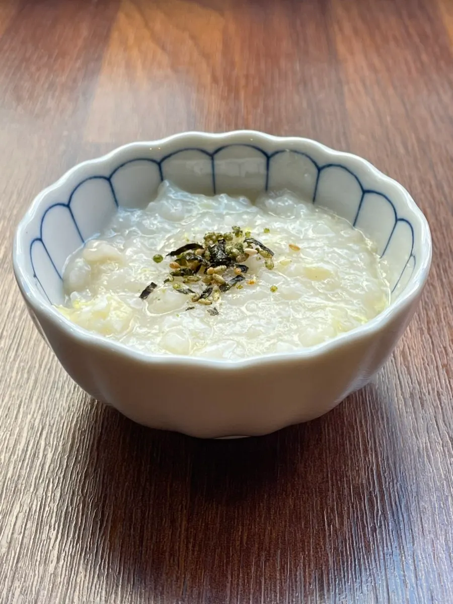 Egg porridge served before the meal