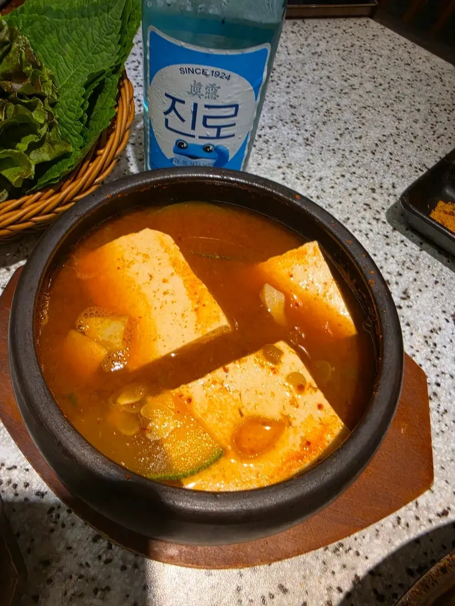 청국장 향이 강하지 않은 된장찌개