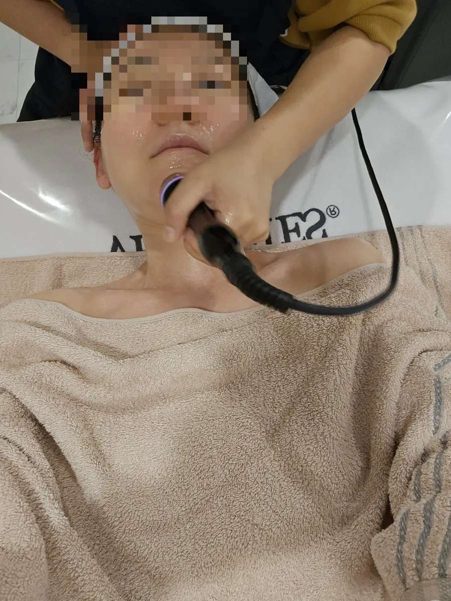 Facial care in progress