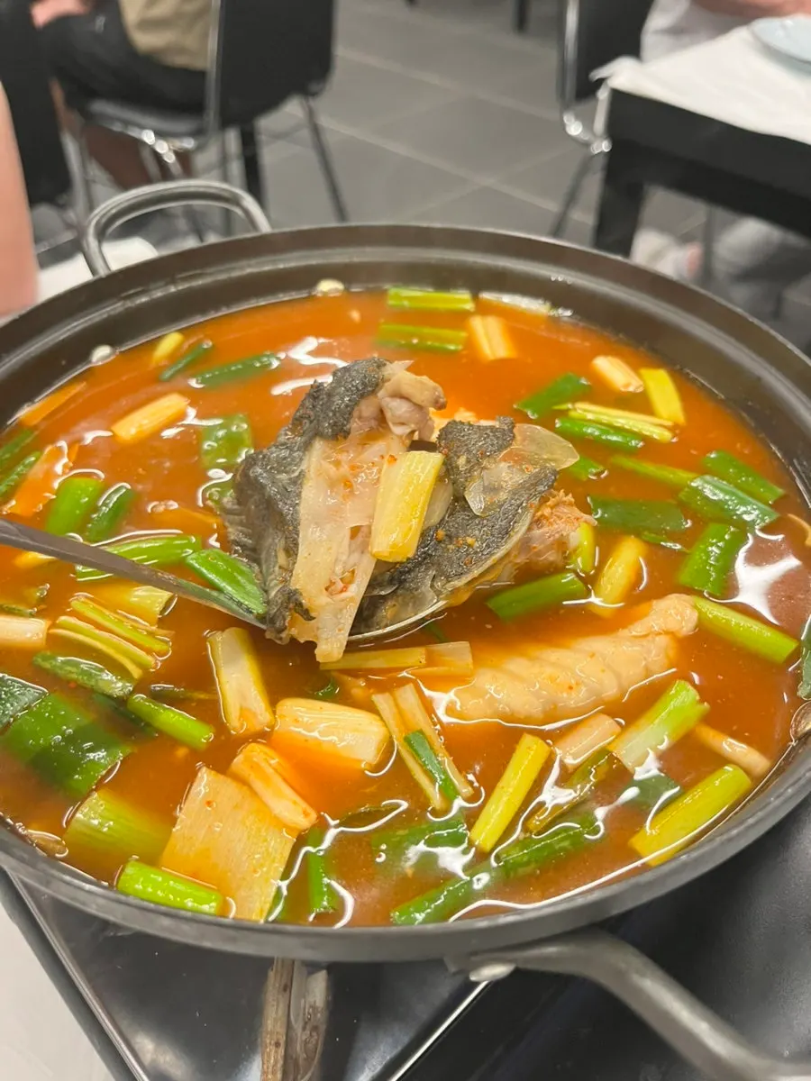 Spicy fish stew simmered with self-made dumplings