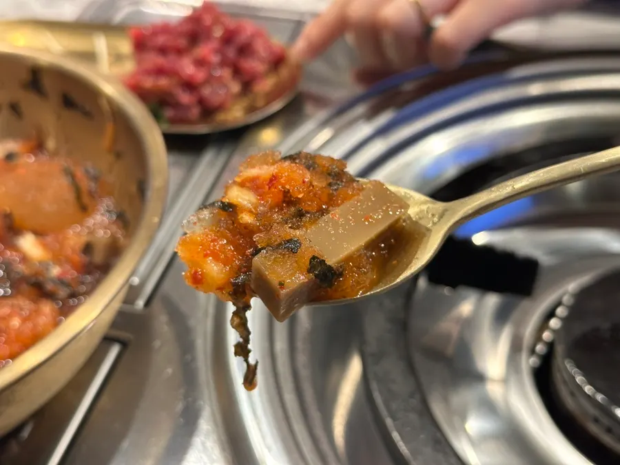 A refreshing bite of the mukbap starter