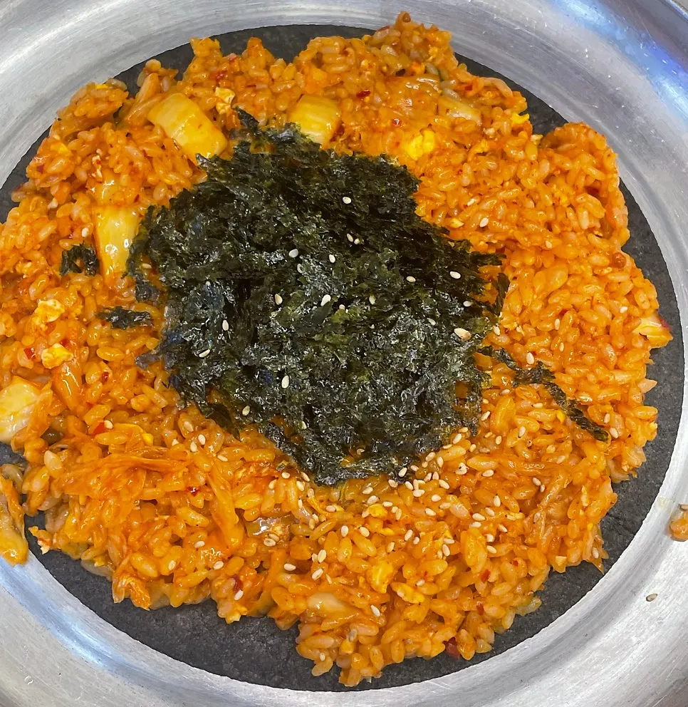 추가 주문한 삼겹양지와 막창