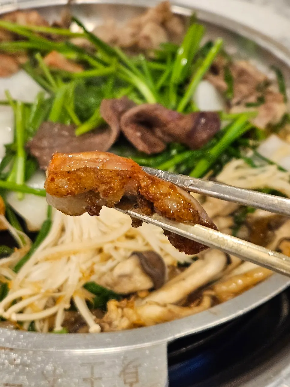 곱이 가득 들어찬 곱창 구이