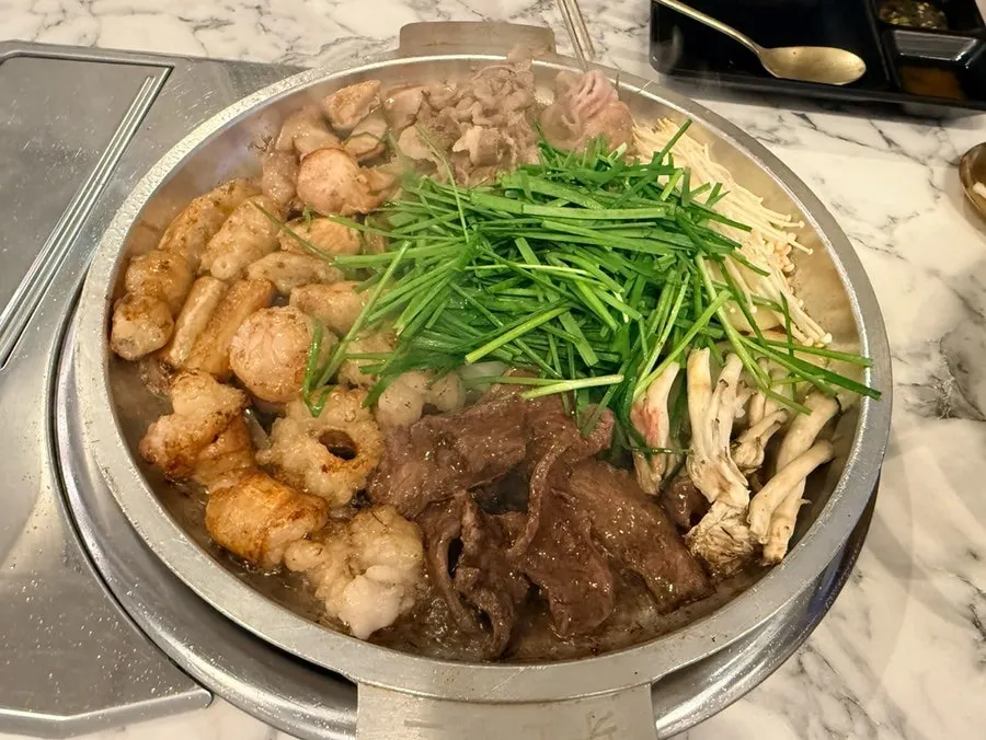 Chives cooked in gopchang fat