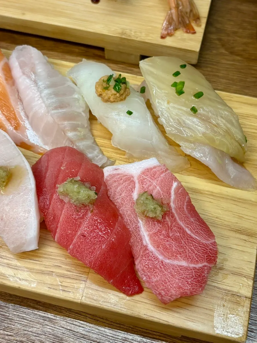Engawa, toro, and akami sushi