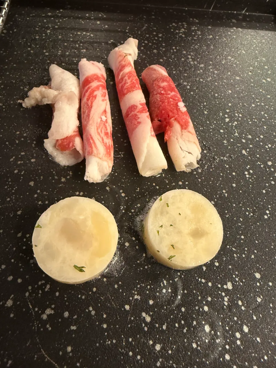 15 pieces of scallop served afterward