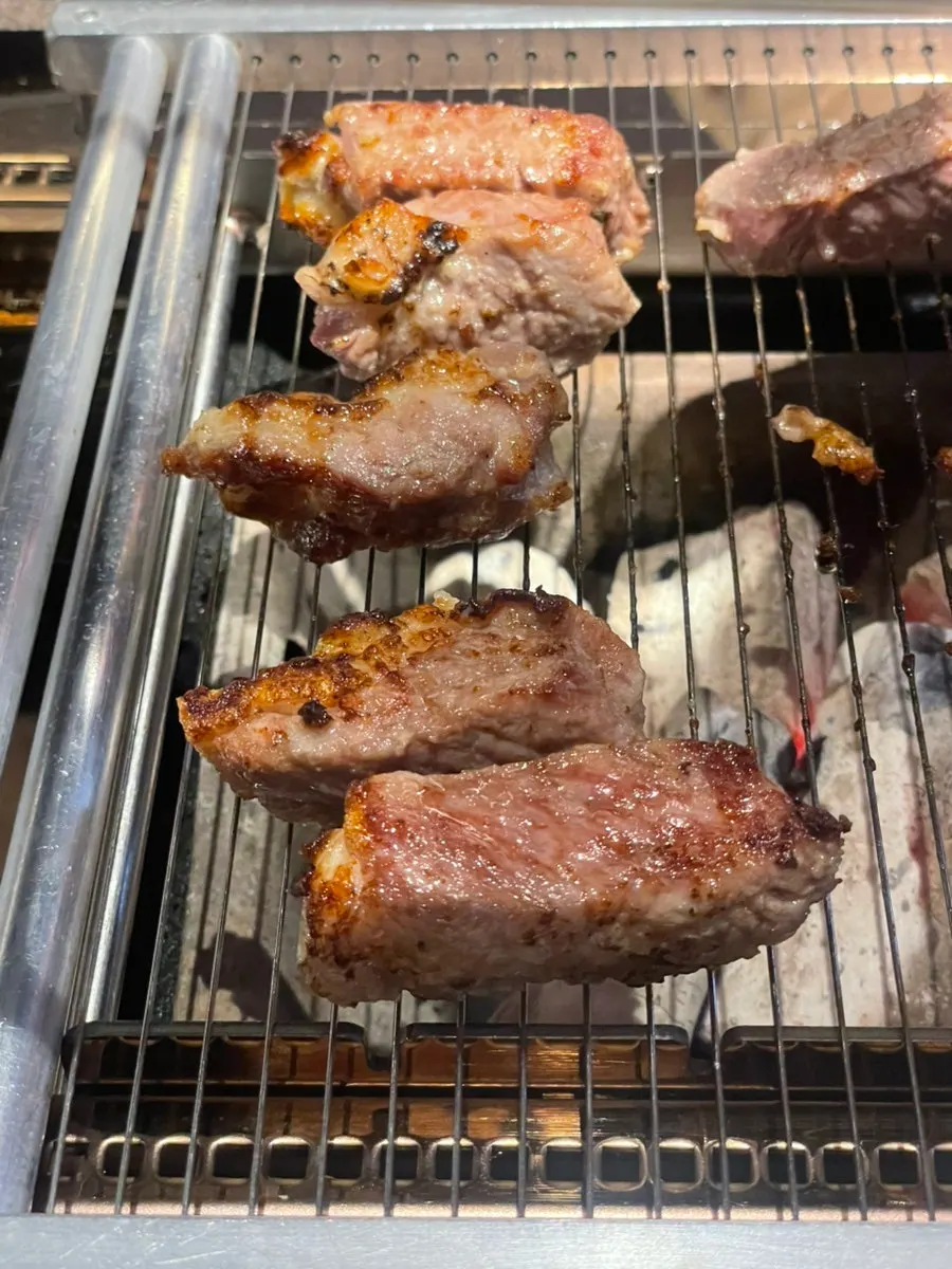 칼로 자른 부드러운 프렌치렉 단면