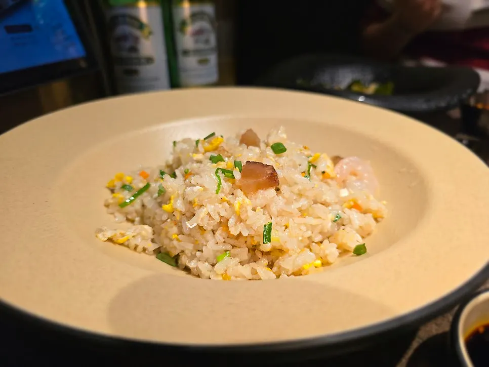A plate of Hwarodam fried rice