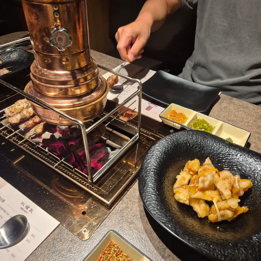 Guo bao rou served on a plate