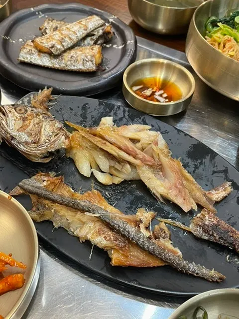 Thick-cut wood-fired grilled hairtail