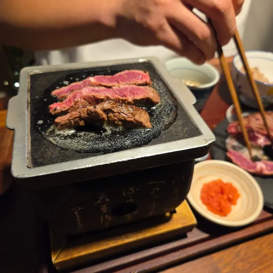 Steak hwaro-gui served with ricotta cheese salad