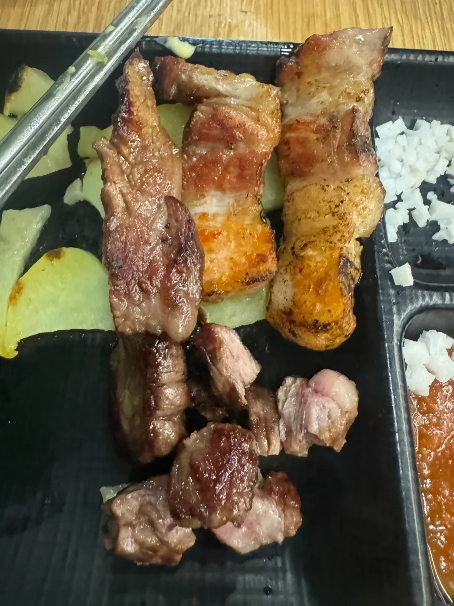 Pre-grilled beef rib meat and pork belly