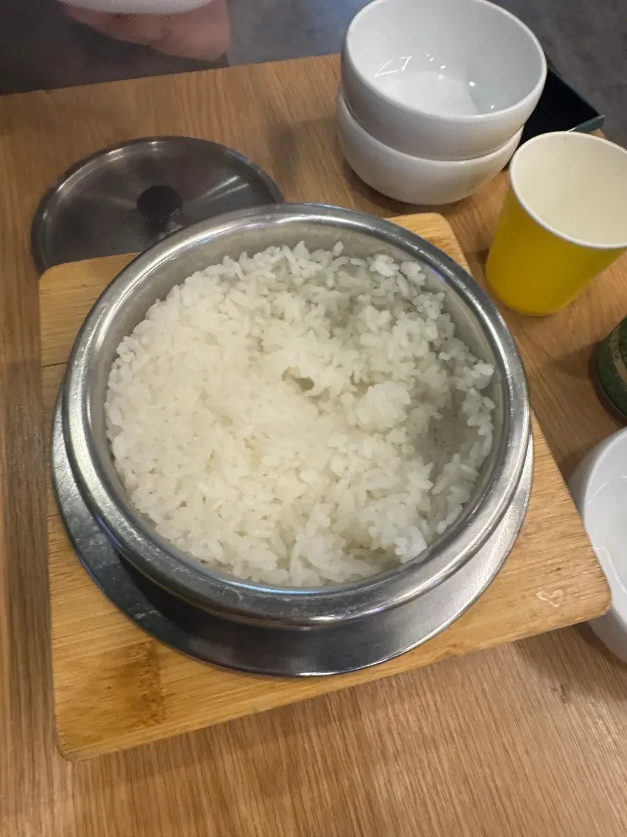 Beef rib meat served with salt