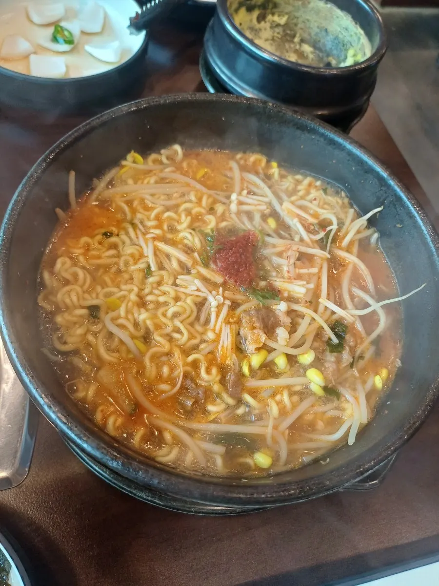 Dwenjang ramyeon with beef brisket and tofu