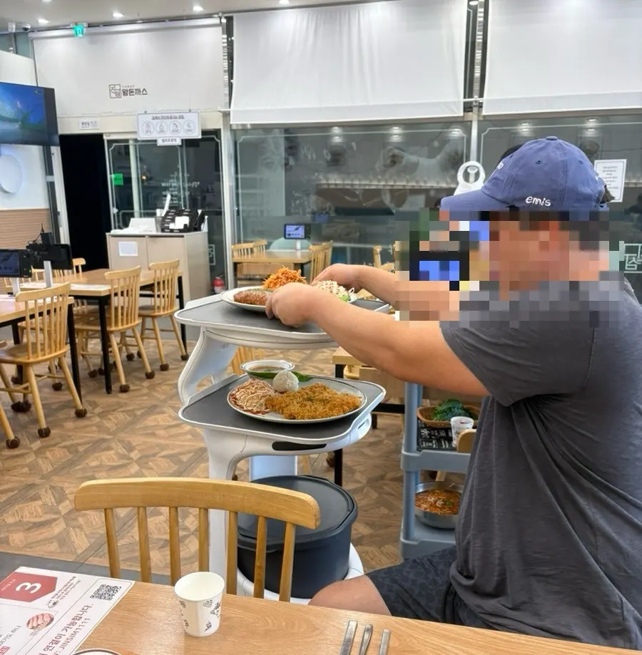 돈까스집 경양식 스프 한 그릇
