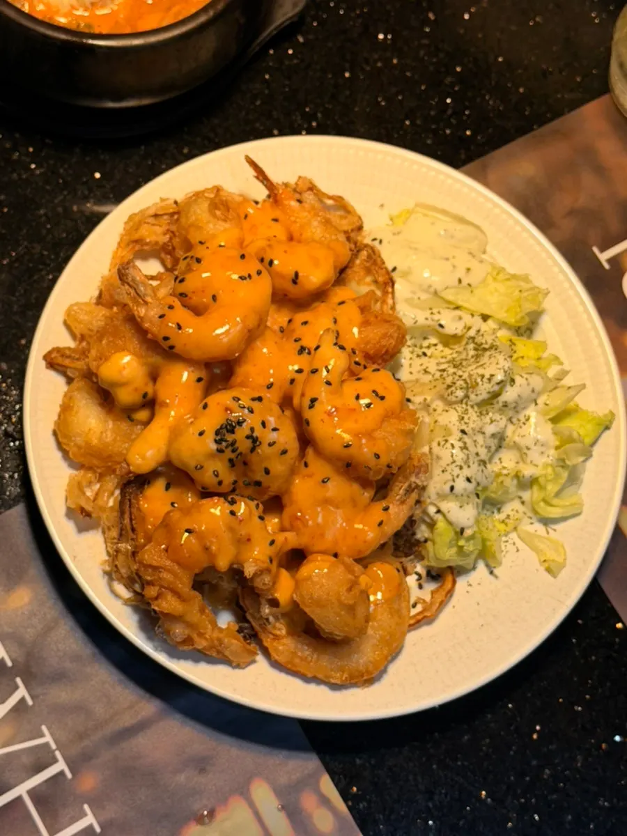 마라크림소스를 얹은 마라크림새우