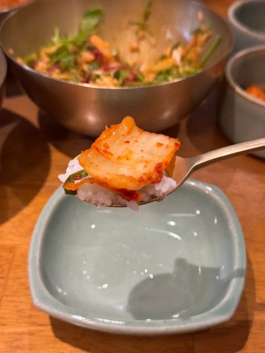 국밥 상차림 김치와 깍두기