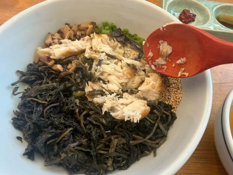 향택 삼치곤드레밥 상차림