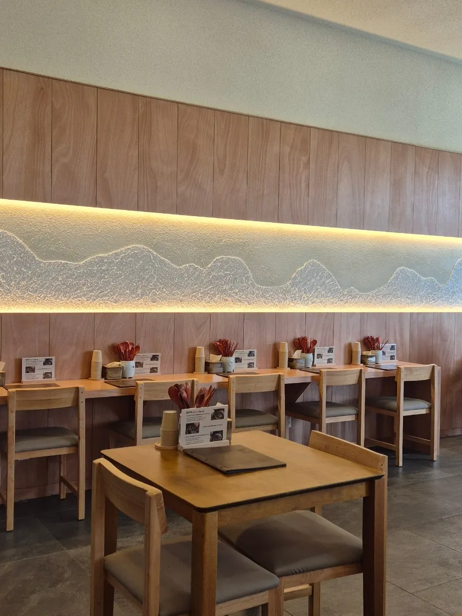 Tidy interior of Hyangtaek