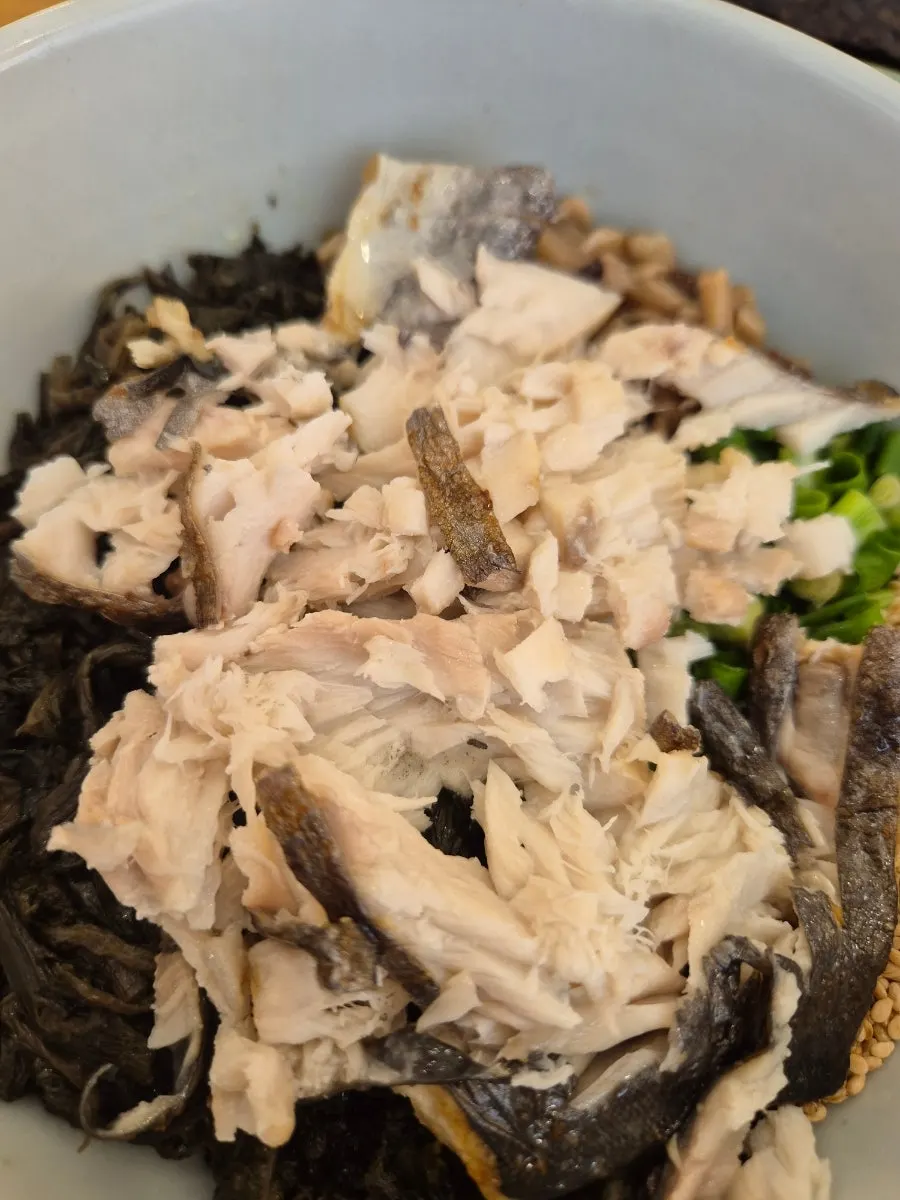 Mackerel gondre rice mixed with sauce