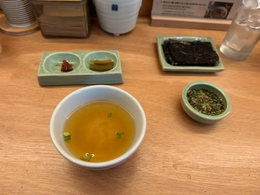 Instructions at Hyangtaek on how to best enjoy the dish
