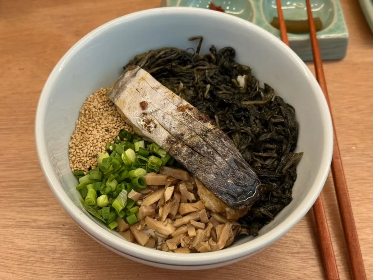 Full table spread of mackerel gondre rice and yukhoe bibimbap at Hyangtaek