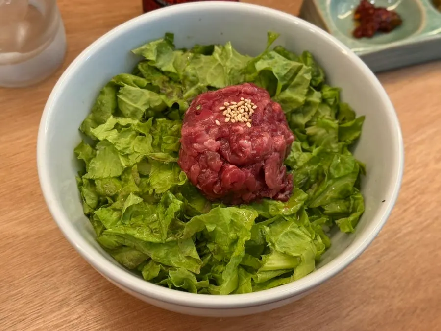 A satisfying bowl of Hyangtaek's mackerel gondre rice