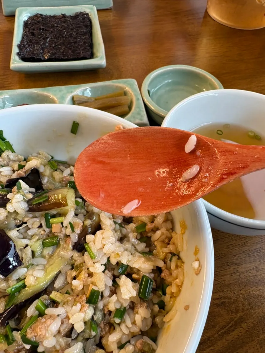Gopchang gim wrap topped with rice bowl and bibim jeotgal