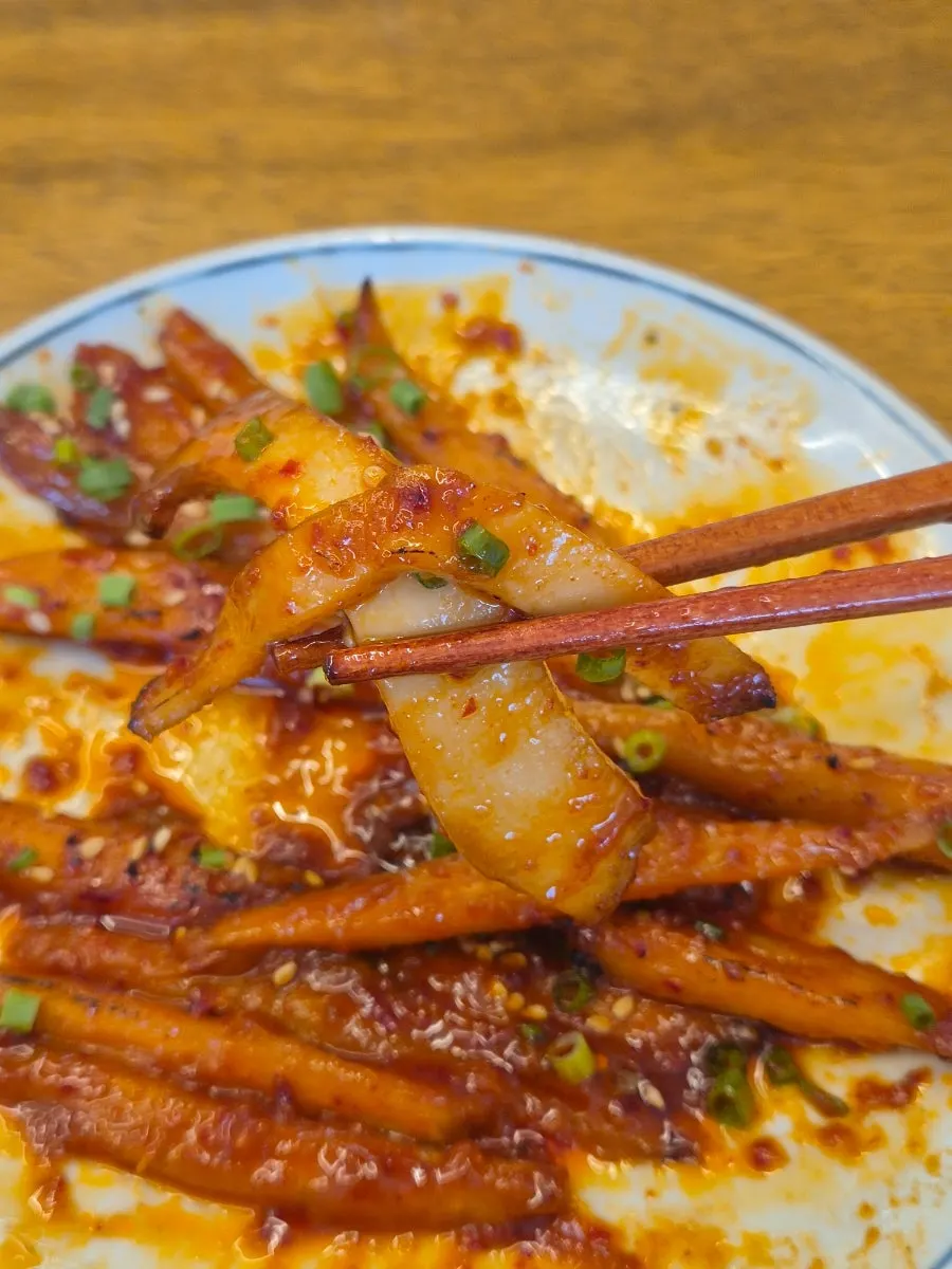 Table after finishing the meal at Hyangtaek Daebong Branch