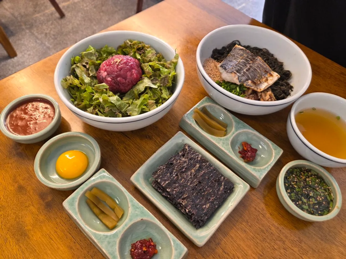Neatly arranged Korean meal spread at Hyangtaek Daebong Branch