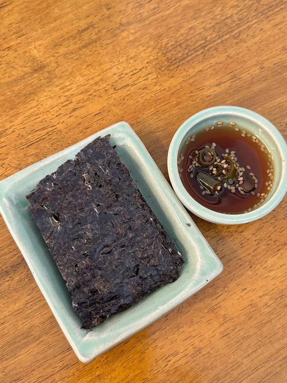 Miso-doenjang soup, seaweed, and seasoning sauce side dishes