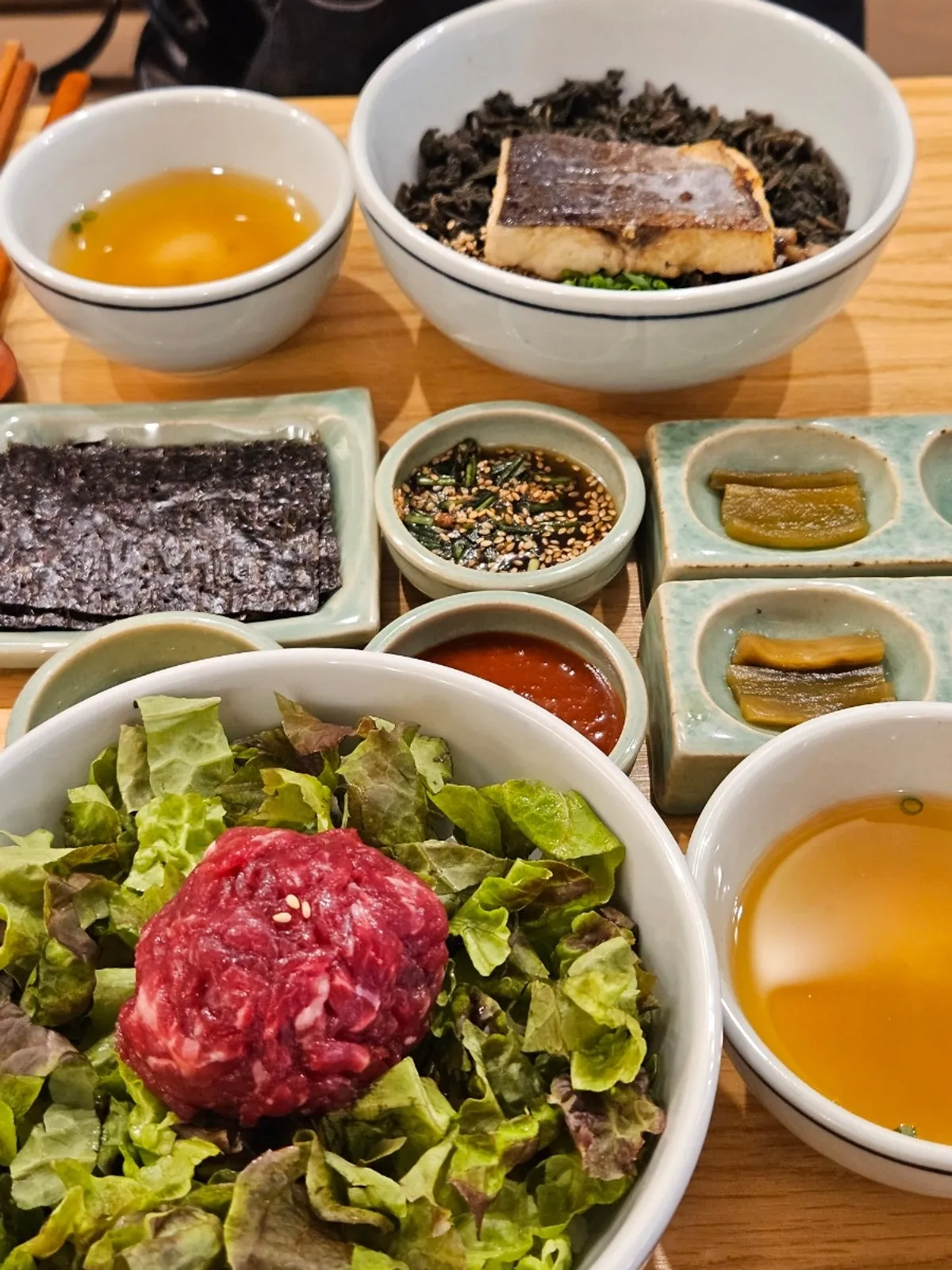 향택 대구종로점 육회비빔밥 한 그릇