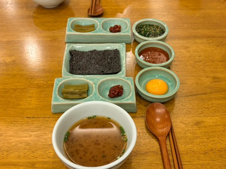 A one-dish-per-person spread